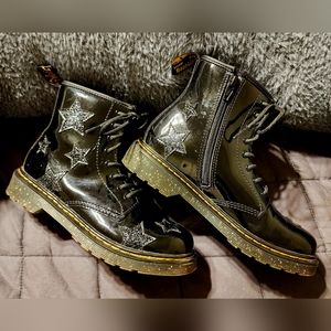 Girls Size 4 Doc Martens Black Patent Glitter Star Boots